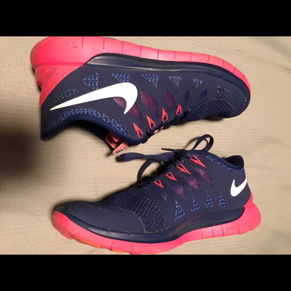 Women’s Nike Free Run - Picture 4 of 6